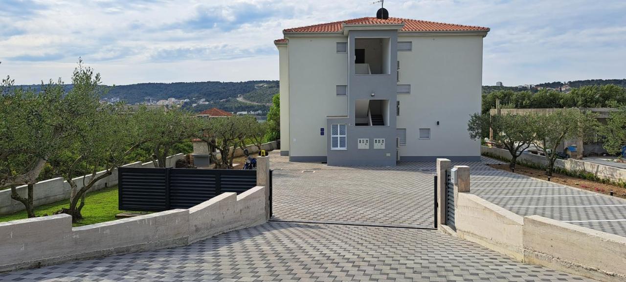 Olea Apartments Trogir Extérieur photo